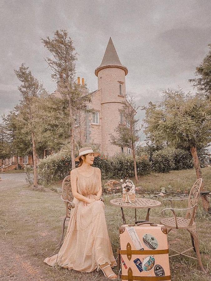 法國小古堡- 包棟-Chateau De France Вужие Екстериор снимка