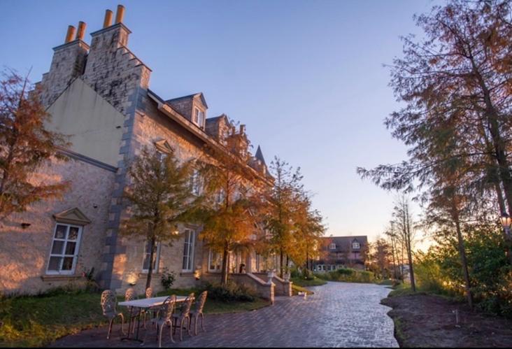 法國小古堡- 包棟-Chateau De France Вужие Екстериор снимка